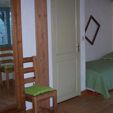 Salomony Chambre D'Hotes Marcols-les-Eaux Esterno foto