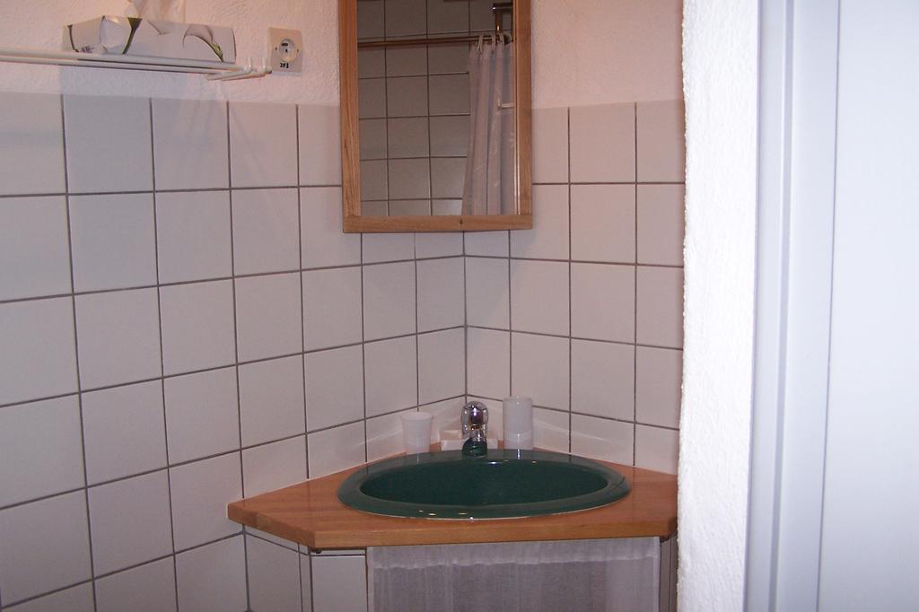 Salomony Chambre D'Hotes Marcols-les-Eaux Camera foto