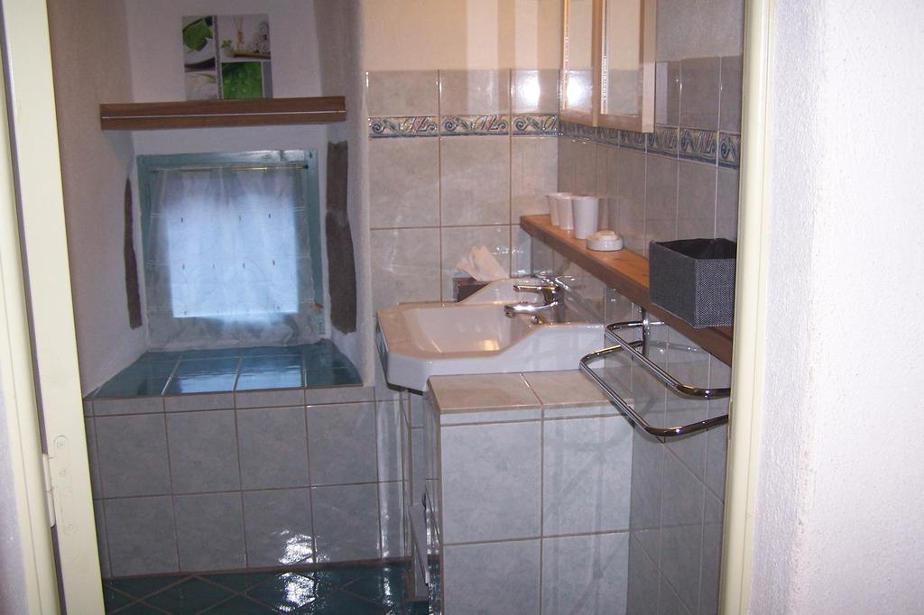 Salomony Chambre D'Hotes Marcols-les-Eaux Camera foto